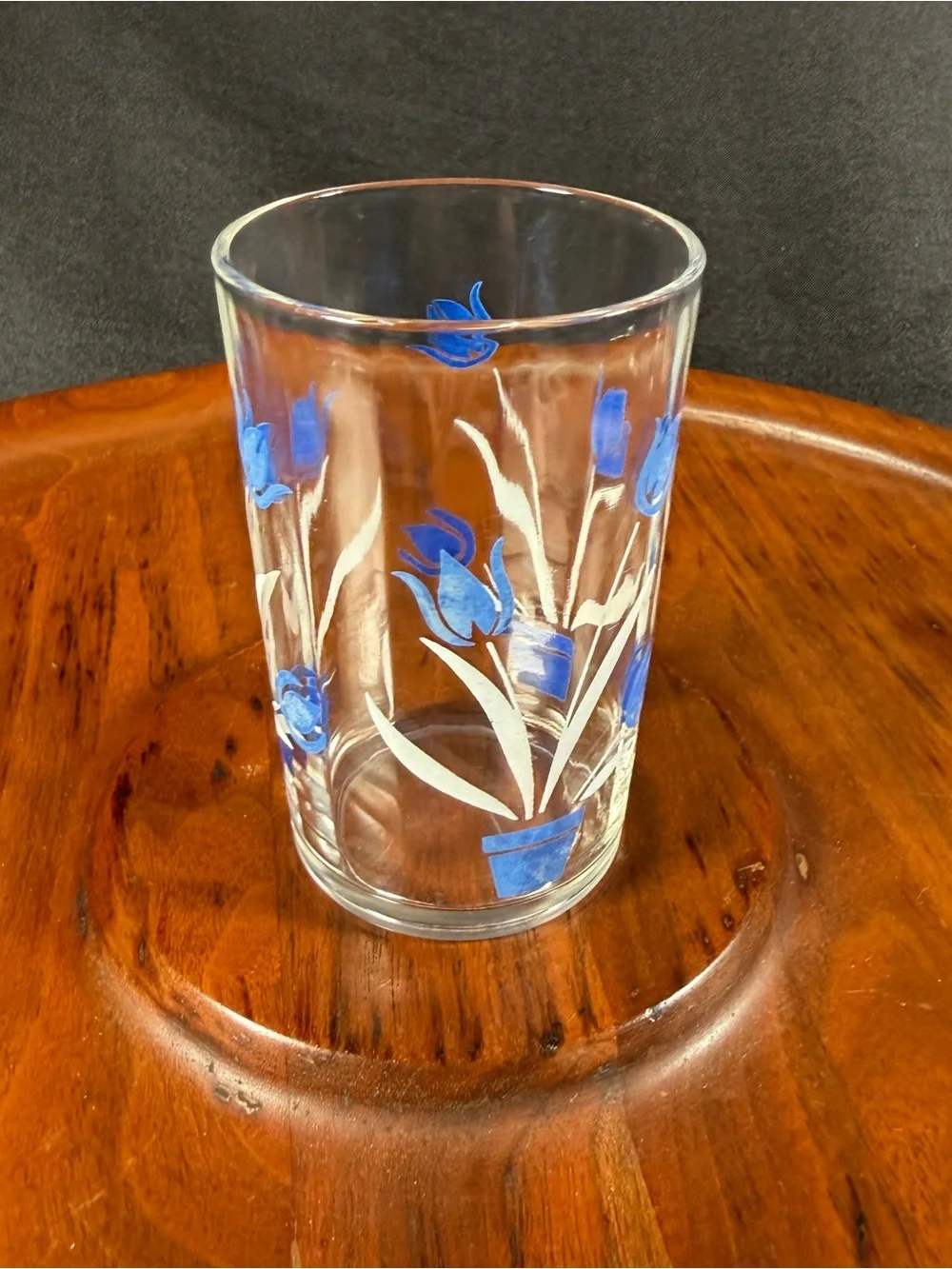 Vintage Floral Glass Tumbler Set - Red and Blue Tulip Design